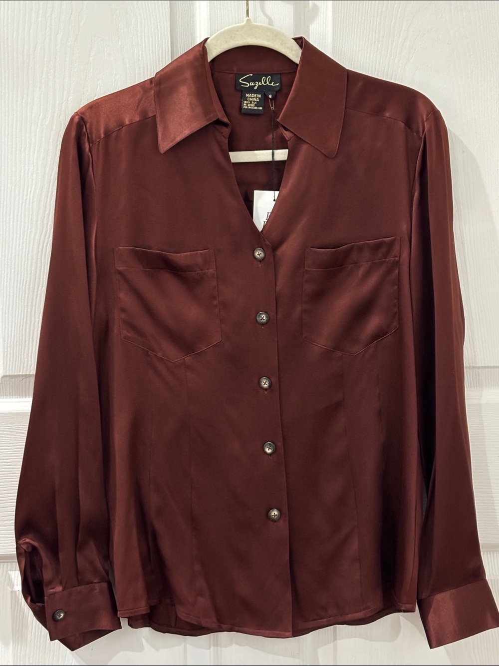New NWT Suzelle 100% Silk Brown Button Blouse Size 6 chest pockets dressy classy
